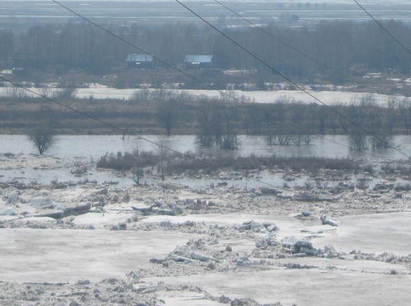 29.04.2010 р. Томь возле Лагерного сада (выезд из Томска)