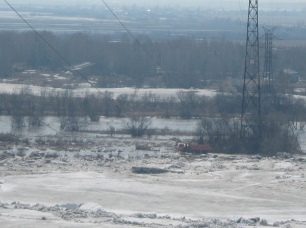 29.04.2010 р. Томь возле Лагерного сада (выезд из Томска)